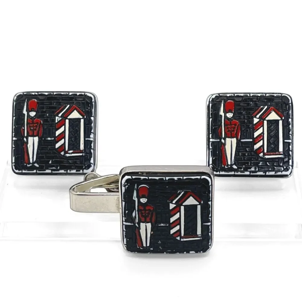 Vintage Royal Guard Soldier Cufflinks Tie Clip Set Silver Tone Black Red Mens